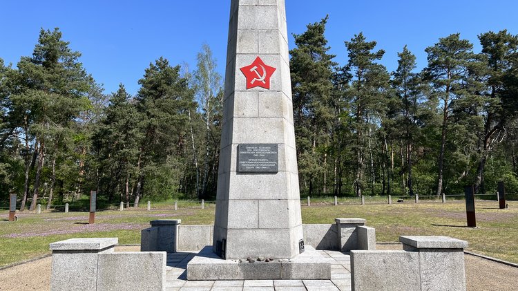 Denkmal Kriegsgefangenenfriedhof Zeithain
