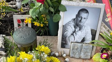 Ehrengrab des Stabsgefreiten Robert Hartert auf dem städtischen Friedhof in Wilsdruff